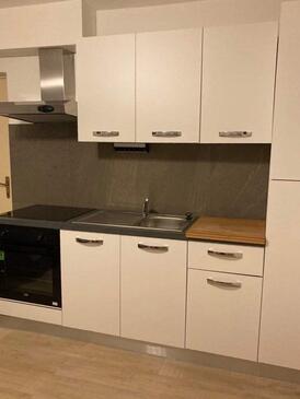 Apartamentos con parking Marina, Trogir - 14873