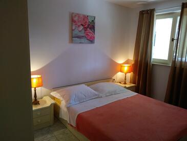 Apartments with parking space Marina, Trogir - 14873