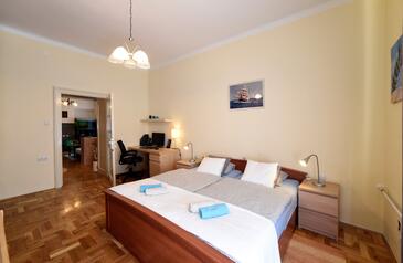 Apartment with terrace Zagreb, Continental Croatia