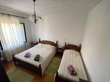 Apartmani uz more Postira, Brač - 14902