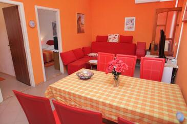 Apartments by the sea Trogir - 14907