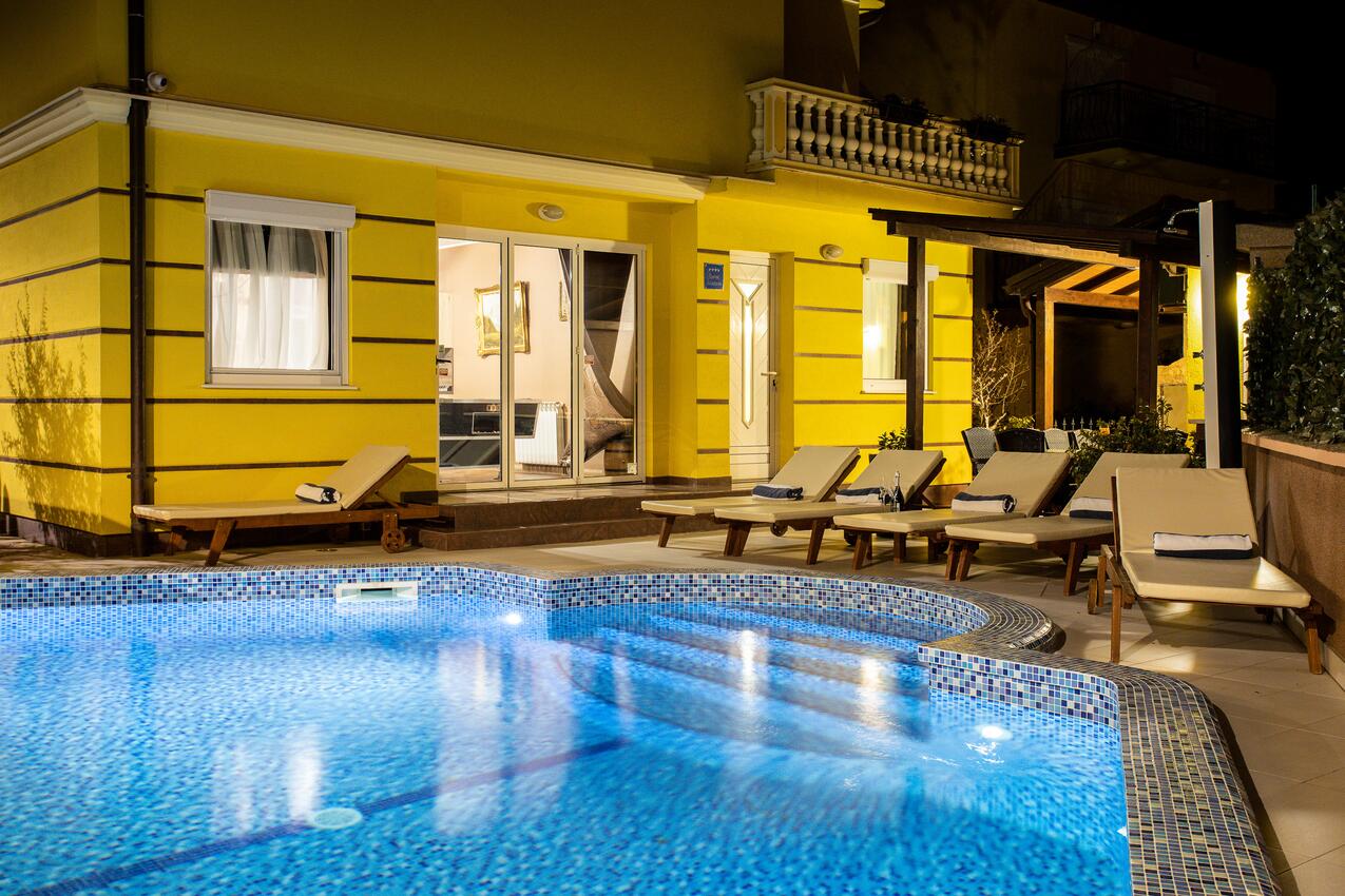 Ferienwohnungen mit Pool für Familien Pula - 14924