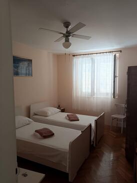 Apartments with WiFi Lastovo - 14990