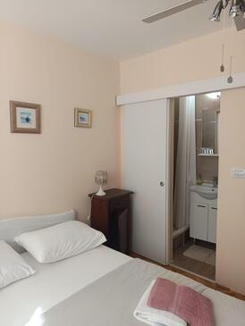 Apartments with WiFi Lastovo - 14990