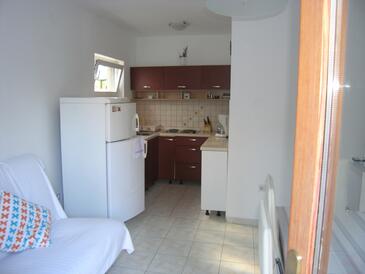 Ferienwohnungen mit Parkplatz Smokvica Krmpotska, Novi Vinodolski - 14995