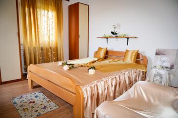 Appartamenti con parcheggio Kampor, Arbe - Rab - 14998