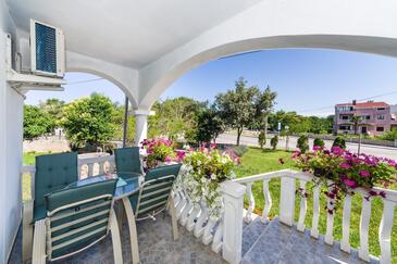 Apartmanok parkolóhellyel Zaton, Zadar - 15000