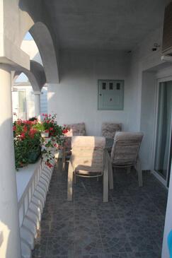 Apartments with parking space Zaton, Zadar - 15000