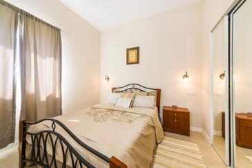 Apartmaji s parkingom Zaton, Zadar - 15000