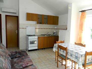 Apartments with parking space Rogoznica - 15005