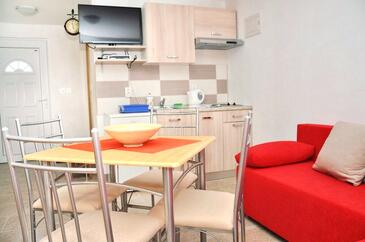 Apartments by the sea Veli Rat, Dugi otok - 15006