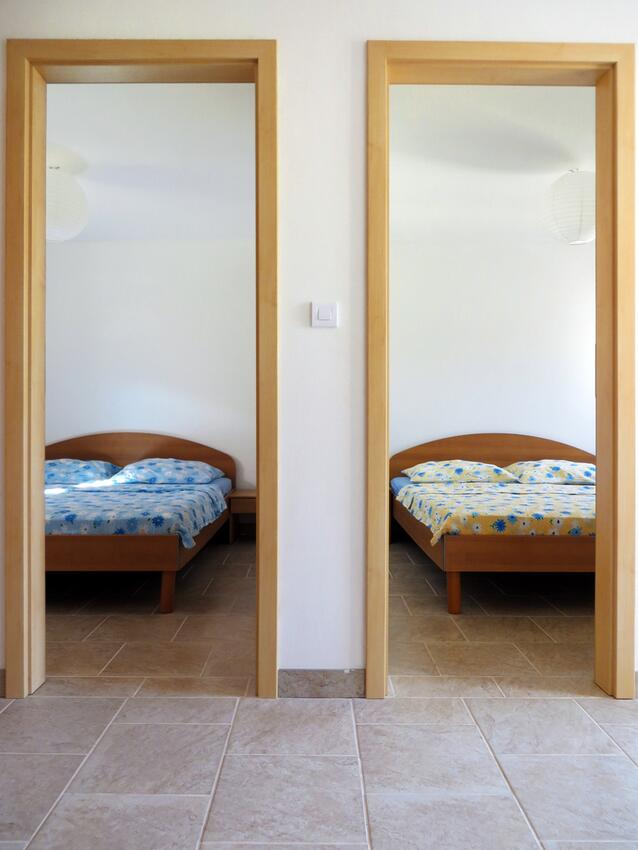 A-15006-a - Private accommodation - Apartments by the sea Veli Rat, Dugi otok