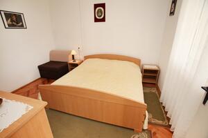 One bedroom apartment Trogir (A-15011-b(