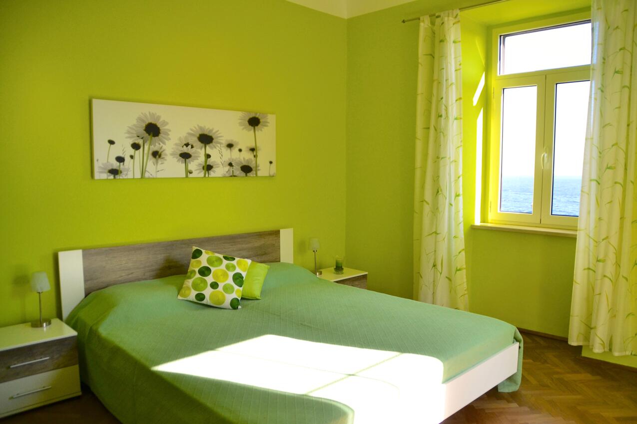 Apartments by the sea Ika, Opatija - 15015