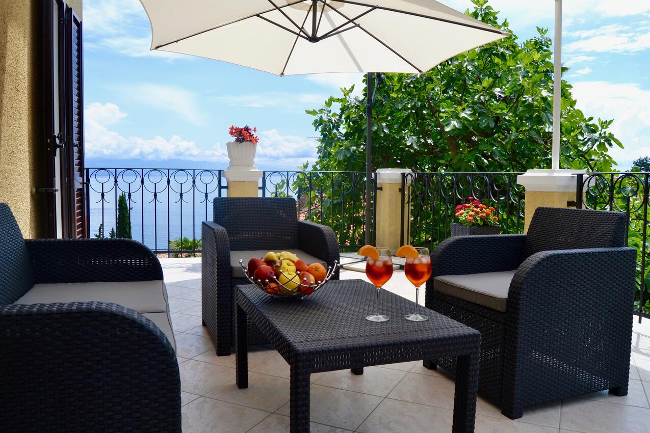 Apartments by the sea Ika, Opatija - 15015