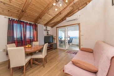 Apartment with terrace Poljana, North Dalmatia