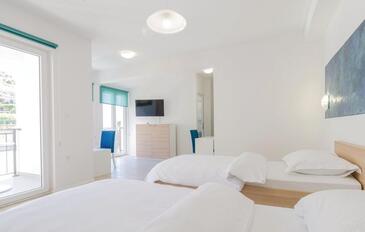 Lejligheder og værelser med pool Ploce, Usce Neretve - 15074