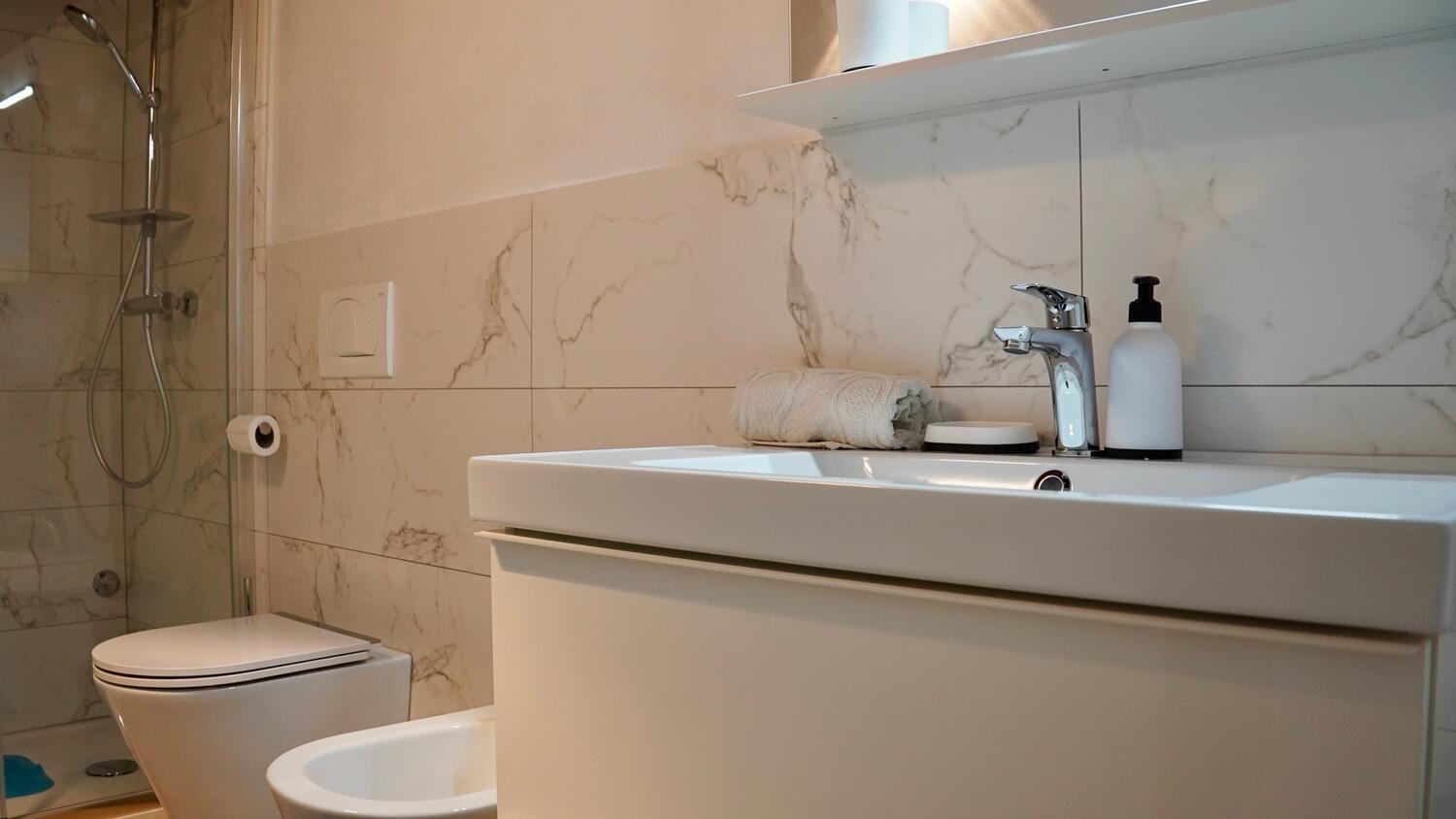 A-15084-a - Private accommodation - Apartments with WiFi Rovinj