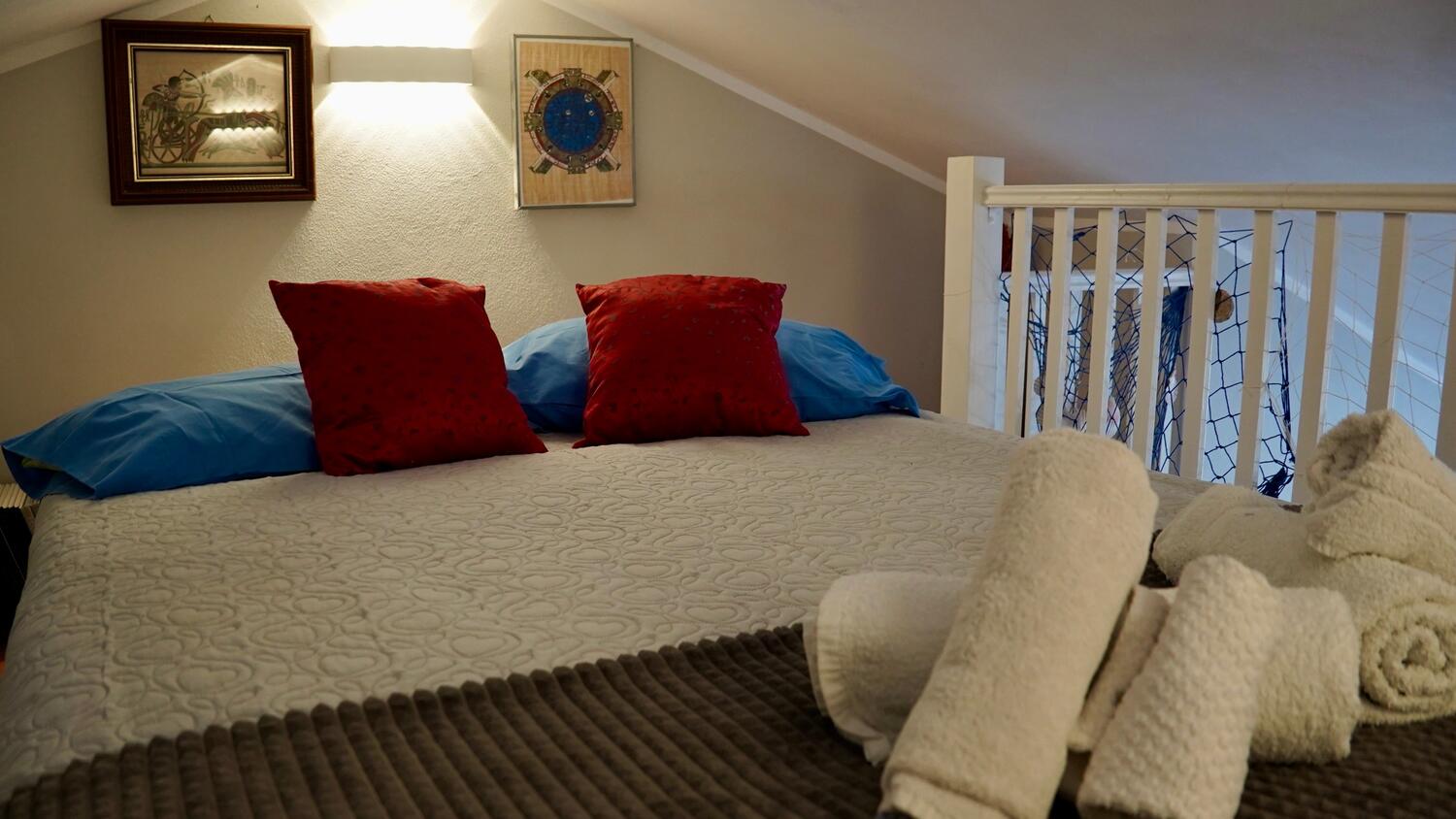 A-15084-a - Private accommodation - Apartments with WiFi Rovinj