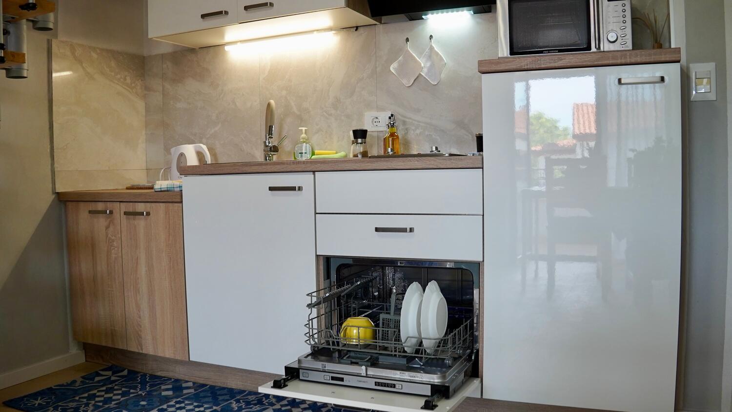 A-15084-a - Private accommodation - Apartments with WiFi Rovinj