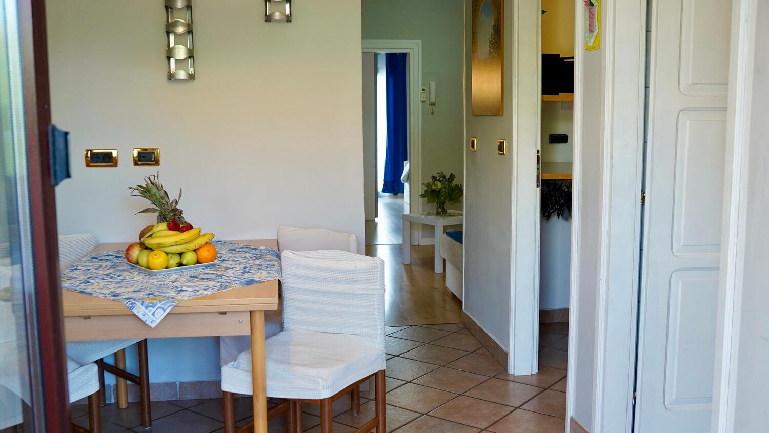A-15084-c - Private accommodation - Apartments with WiFi Rovinj