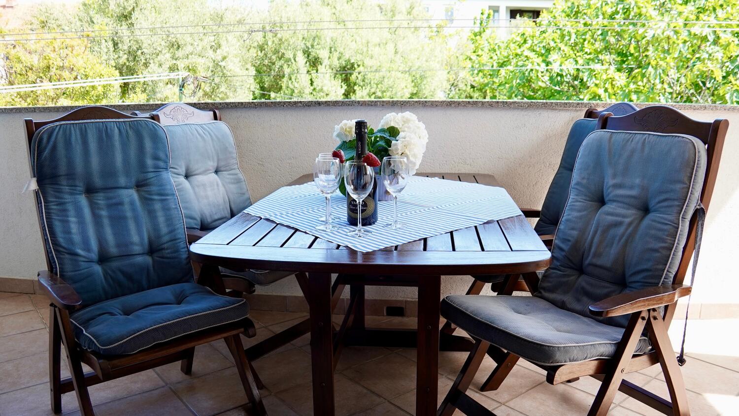 A-15084-c - Private accommodation - Apartments with WiFi Rovinj