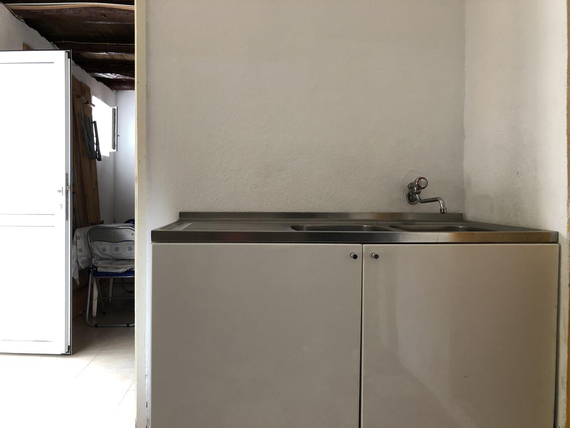 K-15087 - Alloggi privati - Casa dei pescatori accanto al mare Baia Srhov Dolac, Lesina - Hvar