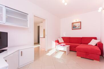 Apartments with parking space Punat, Krk - 15094