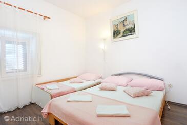 Apartments by the sea Kaštel Štafilić, Kaštela - 15110