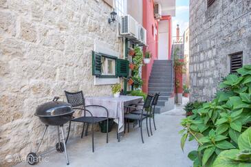 Apartments by the sea Kaštel Štafilić, Kaštela - 15110