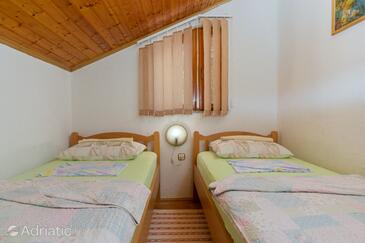 Apartments by the sea Pisak, Omiš - 15177