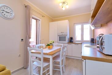 Apartments with parking space Mali Lošinj, Lošinj - 15201