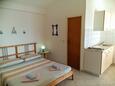 Bristva, Dormitorio en alojamiento de tipo studio-apartment, WiFi.