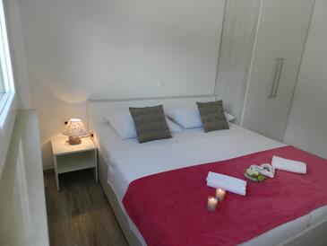 Ferienwohnungen mit Parkplatz Baska Voda, Makarska - 15214