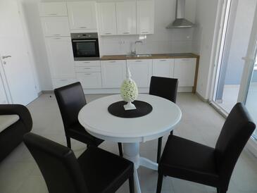 Apartamentos con parking Baska Voda, Makarska - 15214