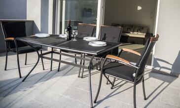 Apartamentos con parking Baska Voda, Makarska - 15214