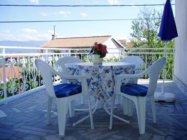 Apartmani s parkingom Tribulje, Krk - 15223