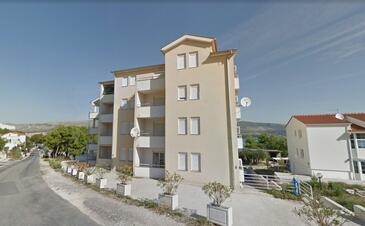 Apartment with balcony Mastrinka, Central Dalmatia