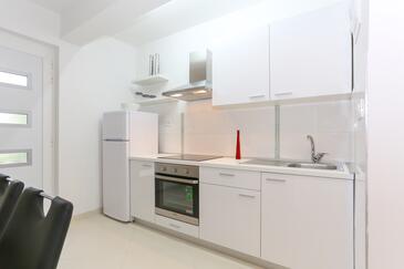 Appartamenti accanto al mare Trebocconi - Tribunj, Vodizze - Vodice - 15233