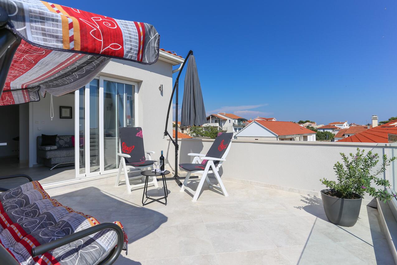 Apartments by the sea Tribunj, Vodice - 15233