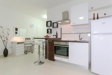 Appartamenti accanto al mare Trebocconi - Tribunj, Vodizze - Vodice - 15233