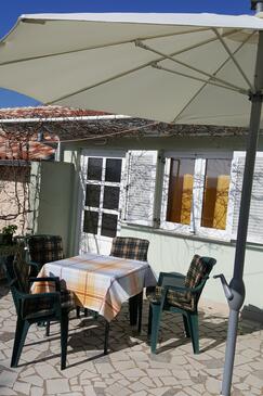 Appartamenti con parcheggio Rakalj, Marzana - Marčana - 15252