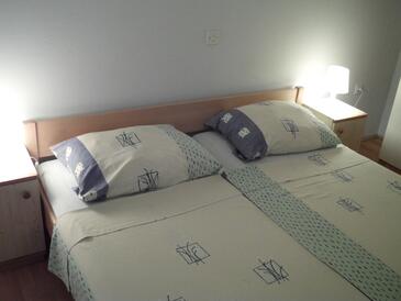 Apartments with parking space Pinezići, Krk - 15269