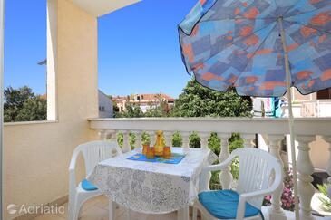 Appartamenti accanto al mare per famiglie Brodarica, Sebenico - Šibenik - 15270
