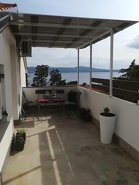 Apartments with parking space Novi Vinodolski - 15292