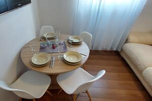 Egyszobás apartman Kornic Egyszobás apartman Kornic, Krk (A-15293-a)