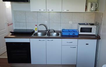 Apartmani s parkingom Kornić, Krk - 15293