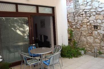 Apartments Tisno, North Dalmatia