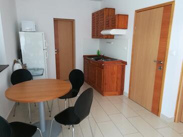 Apartments Tisno, North Dalmatia