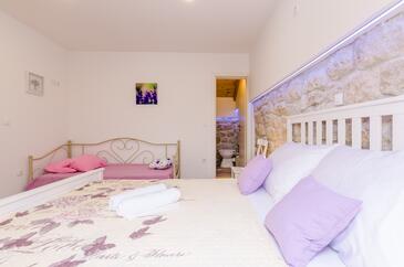 Family friendly house with a swimming pool Mihanići, Dubrovnik - 15367